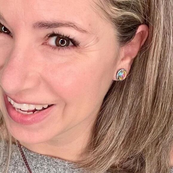 NWTβRARE stella & dot ~ confections crystal studs ~ irridescent - Picture 2 of 4
